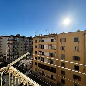 https://apt-casaaury-casasimy.hotels-amalfi.com
