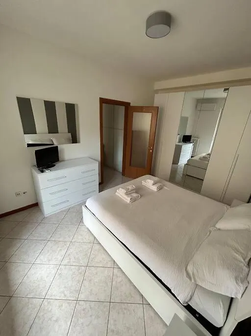 Cozy Apartment San Siro - Fiera Milan Italy